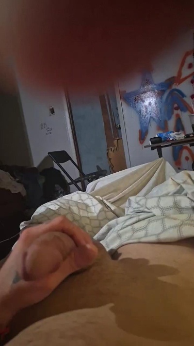 Xtremecreamer21 live cam on Cam4