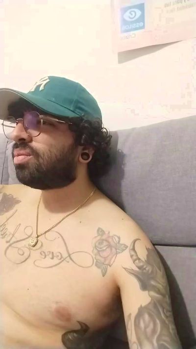 Xtremefunny live cam on Cam4