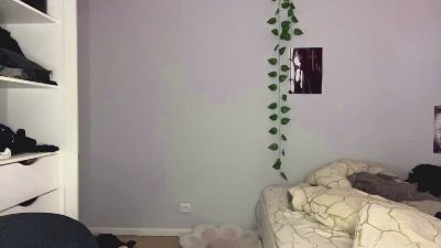 XuanCarby live cam on Cam4