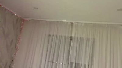 XuanLoyal live cam on Cam4