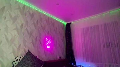 XuanLoyal live cam on Cam4