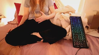 XxpixeyxX live cam on Cam4