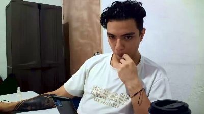 XxxbigC live cam on Cam4