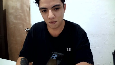 XxxbigC live cam on Cam4