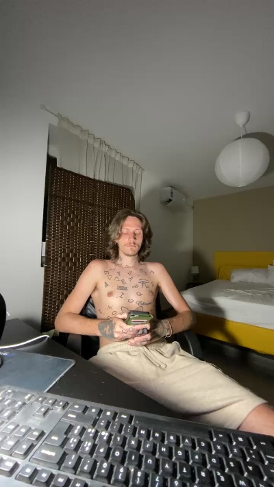 Xxxciroxxx live cam on Cam4