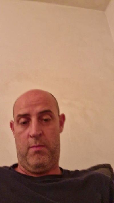 Xxxme85 live cam on Cam4