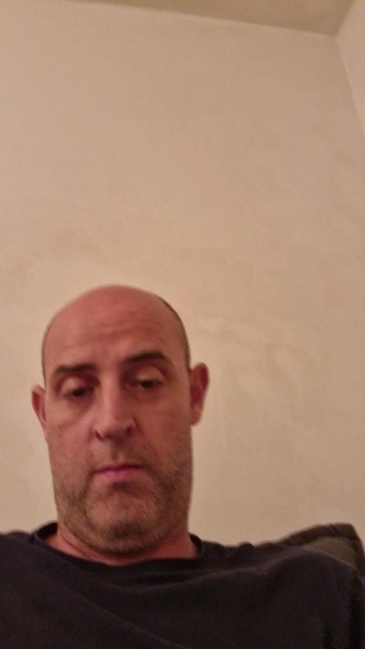 Xxxme85 live cam on Cam4
