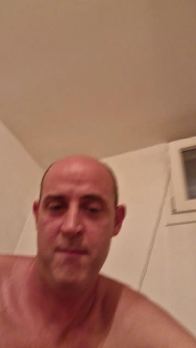 Xxxme85 live cam on Cam4