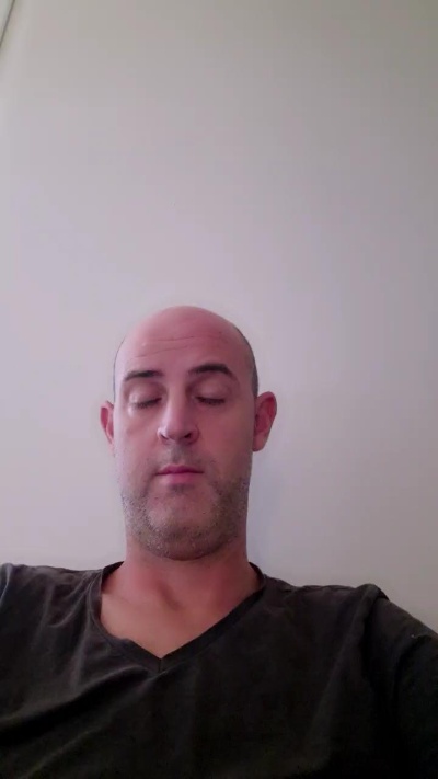 Xxxme85 live cam on Cam4