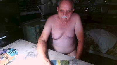 YE_OLDE_TROLL live cam on Cam4
