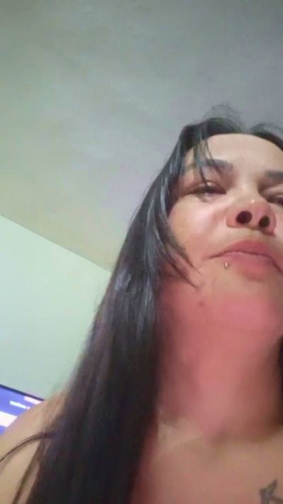 YUMI4MOON live cam on Cam4