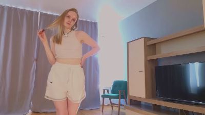 YajairaStanhope live cam on Cam4