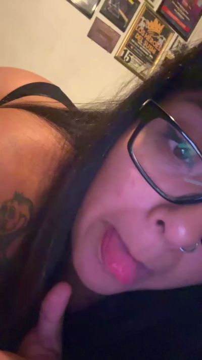 YamilJaz live cam on Cam4