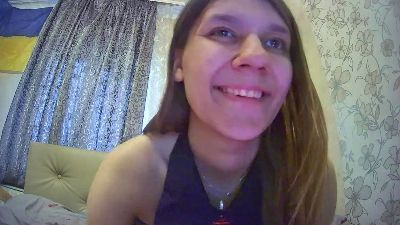 YaniraRoggeman live cam on Cam4