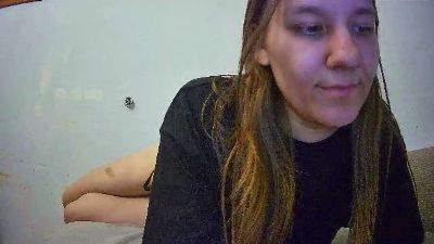 YaniraRoggeman live cam on Cam4