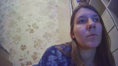 YaniraRoggeman live cam on Cam4