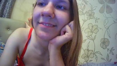 YaniraRoggeman live cam on Cam4