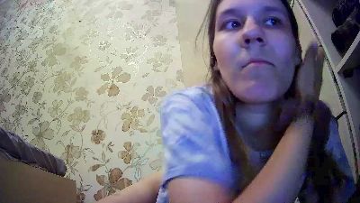 YaniraRoggeman live cam on Cam4