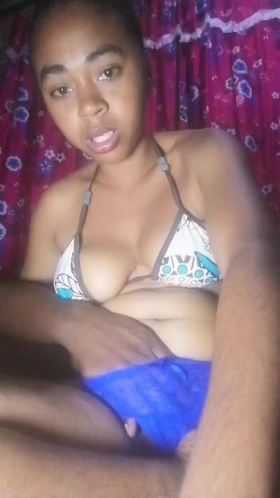 Yanni live cam on Cam4