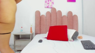 Yara20_ live cam on Cam4
