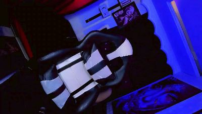 YarethRous live cam on Cam4