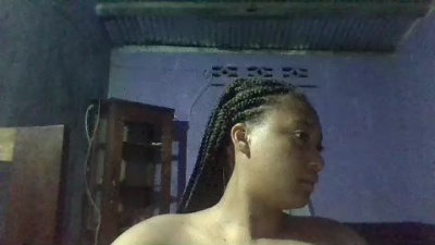 Yasmie live cam on Cam4