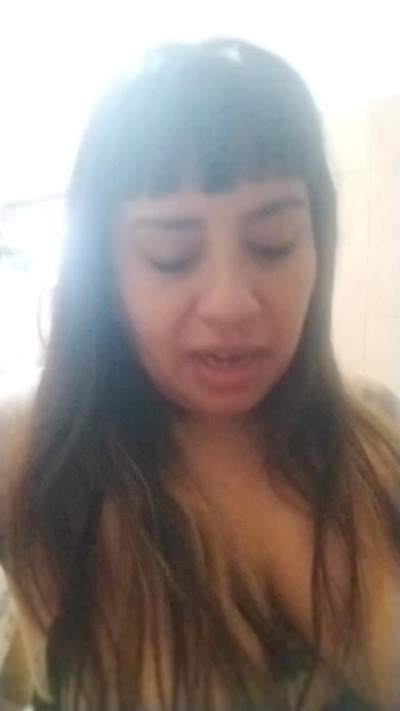 Yasminee live cam on Cam4