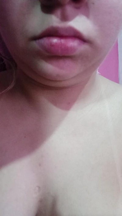 Yasminrafaele6 live cam on Cam4