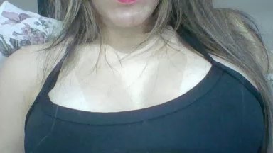 Yasmynleal live cam on Cam4