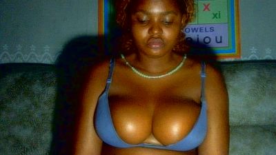 Yaspretty6 live cam on Cam4