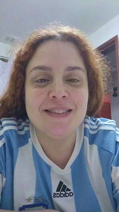 Yaya2065 live cam on Cam4