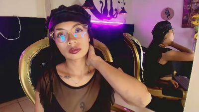 Yayittha live cam on Cam4
