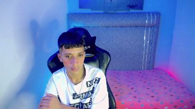 Watch  Yei_leee live on Cam4