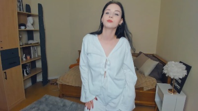 YettaLaugen live cam on Cam4