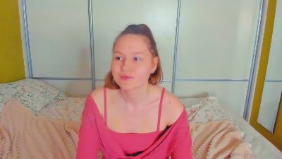 YevetteKitson live cam on UnifiedCams