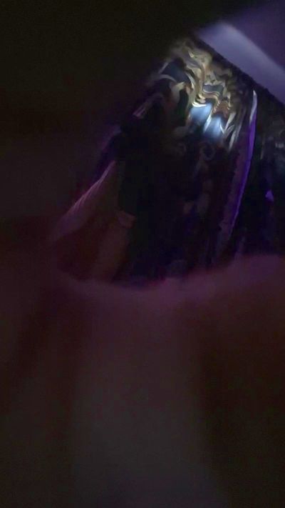 Yezzajezza live cam on Cam4