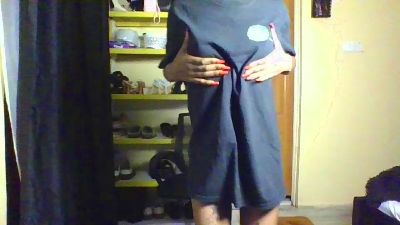 Yiarah1 live cam on Cam4