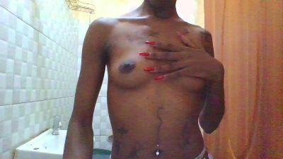 Yiarah1 live cam on Cam4