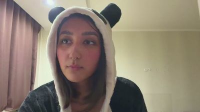 Profile and Statistics for YingPopichak on Cam4