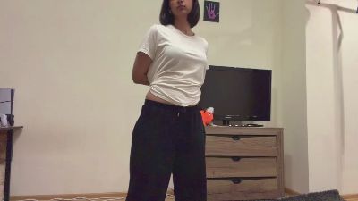 YingPopichak live cam on Cam4