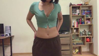 YingPopichak live cam on Cam4