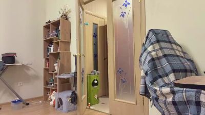YingPopichak live cam on Cam4