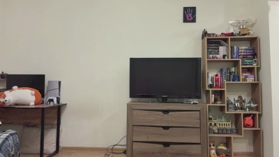 YingPopichak live cam on Cam4