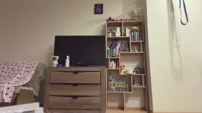 YingPopichak live cam on Cam4