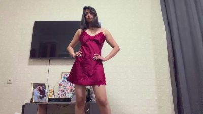 YingPopichak live cam on Cam4