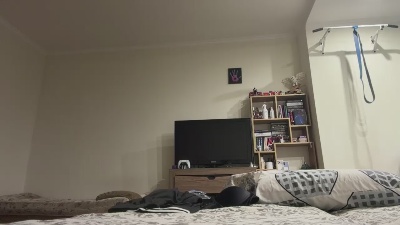 YingPopichak live cam on Cam4