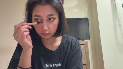 YingPopichak live cam on Cam4