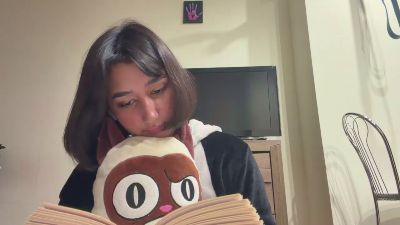 YingPopichak live cam on Cam4