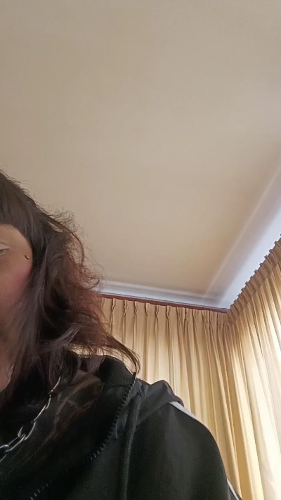 Yinomercy live cam on Cam4