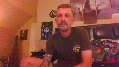 Yll3kS live cam on Cam4
